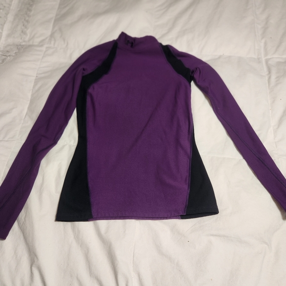 Purple & black Under Armor Fitted under shirt - Picture 9 of 9